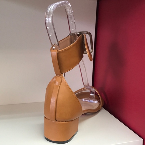 Tan Platform from “Rumi”. - Picture 4 of 4